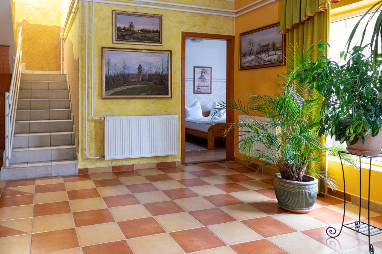Hotel Zeta Lenti Eksteriør bilde