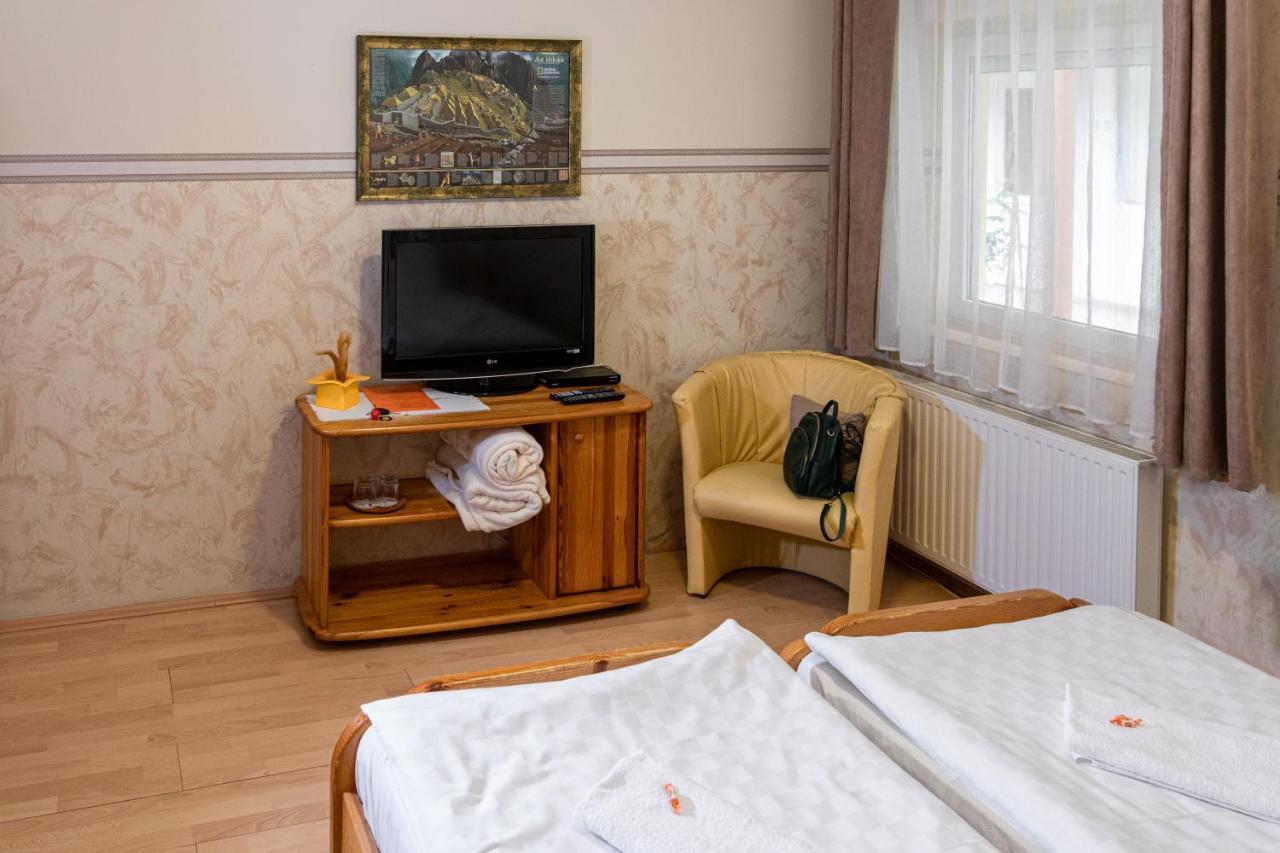 Hotel Zeta Lenti Eksteriør bilde